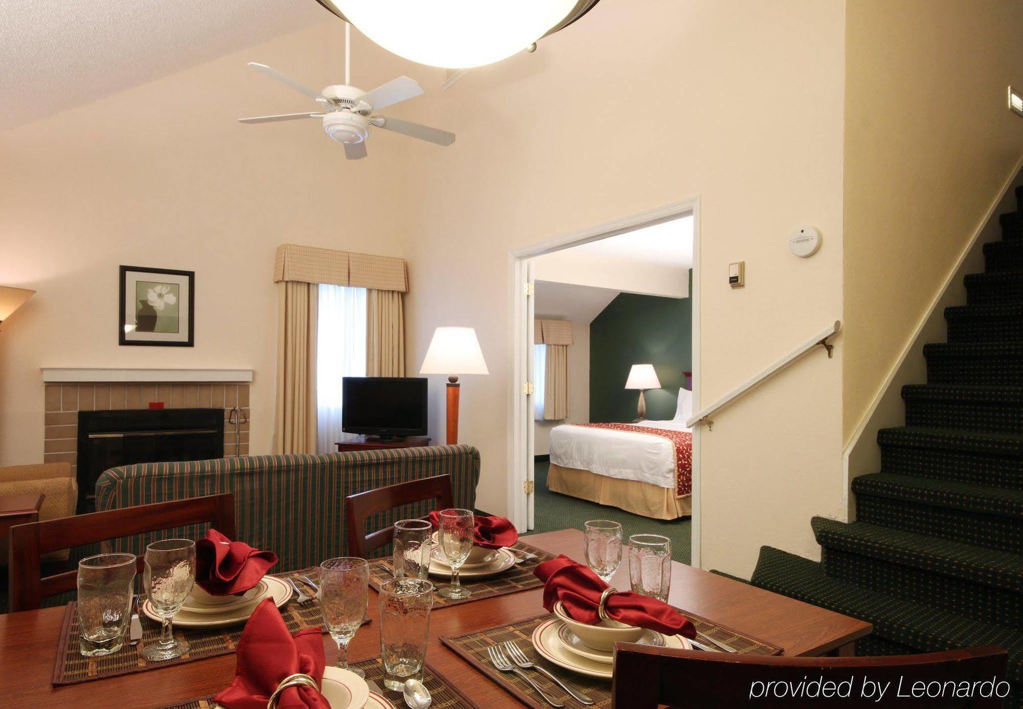Hawthorn Suites By Wyndham Tinton Falls Δωμάτιο φωτογραφία