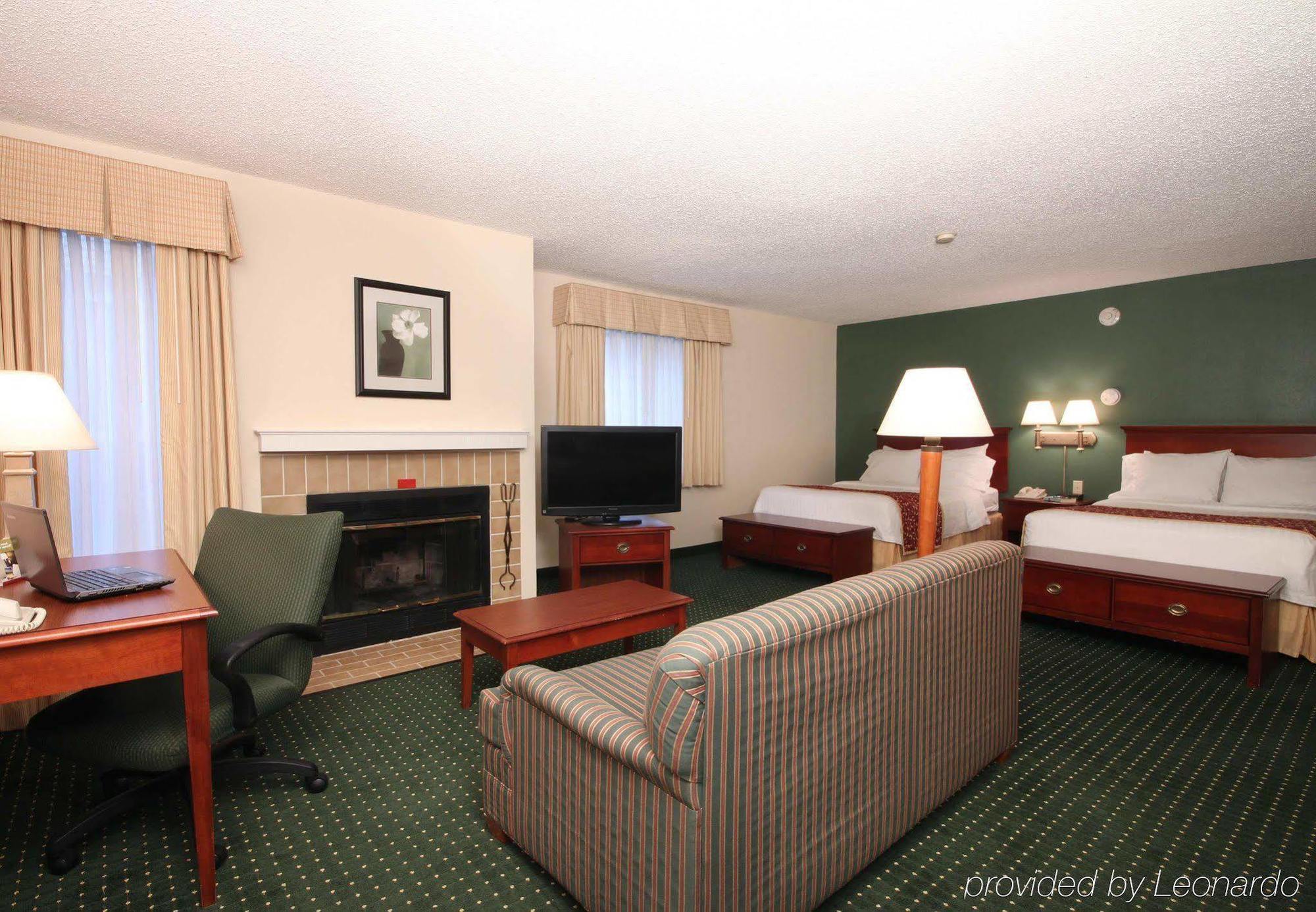 Hawthorn Suites By Wyndham Tinton Falls Εξωτερικό φωτογραφία